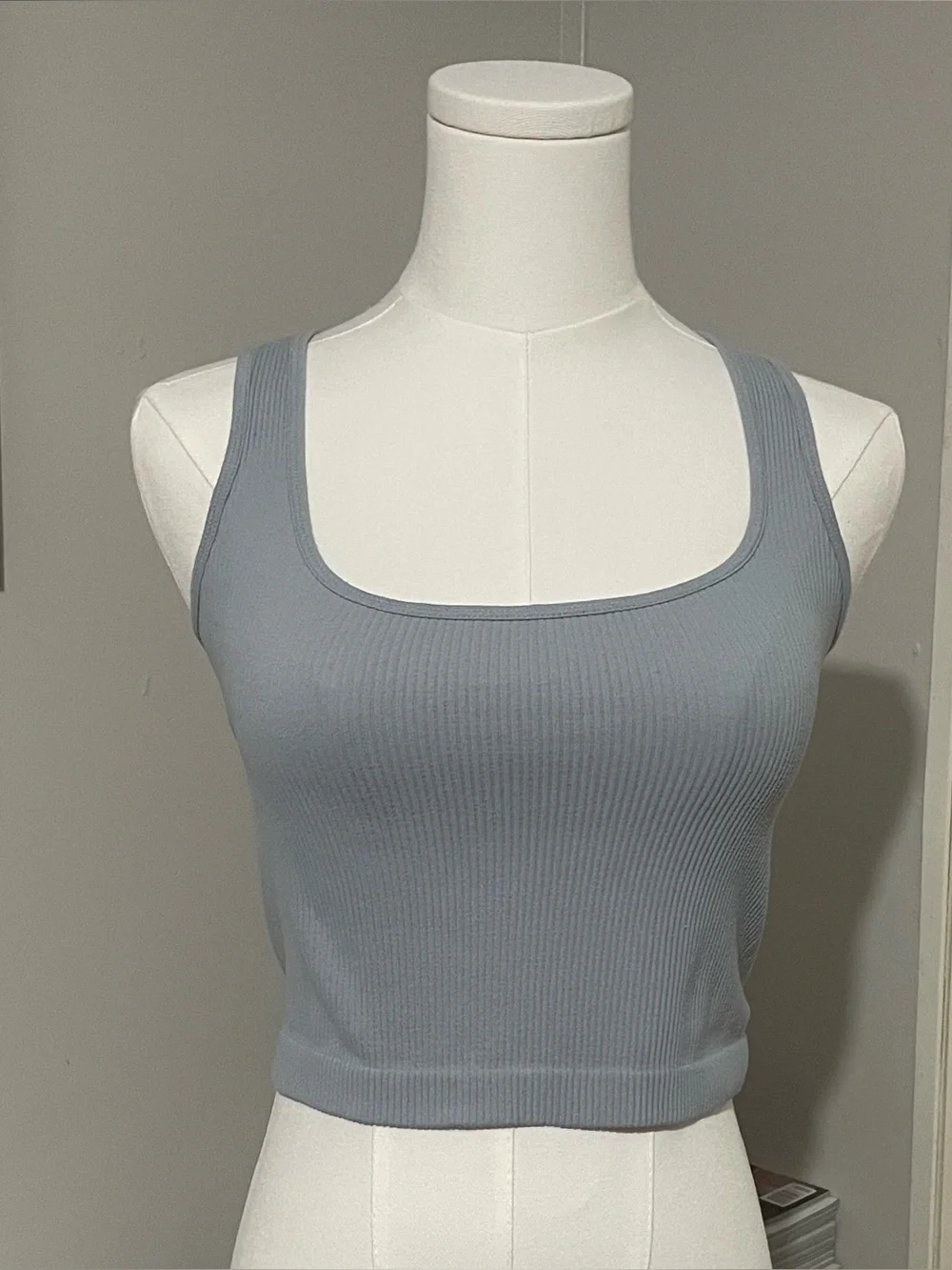 Dynamic Tank (M) - Picture 1 of 4